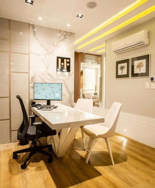 pexels-jonathanborba-3316924